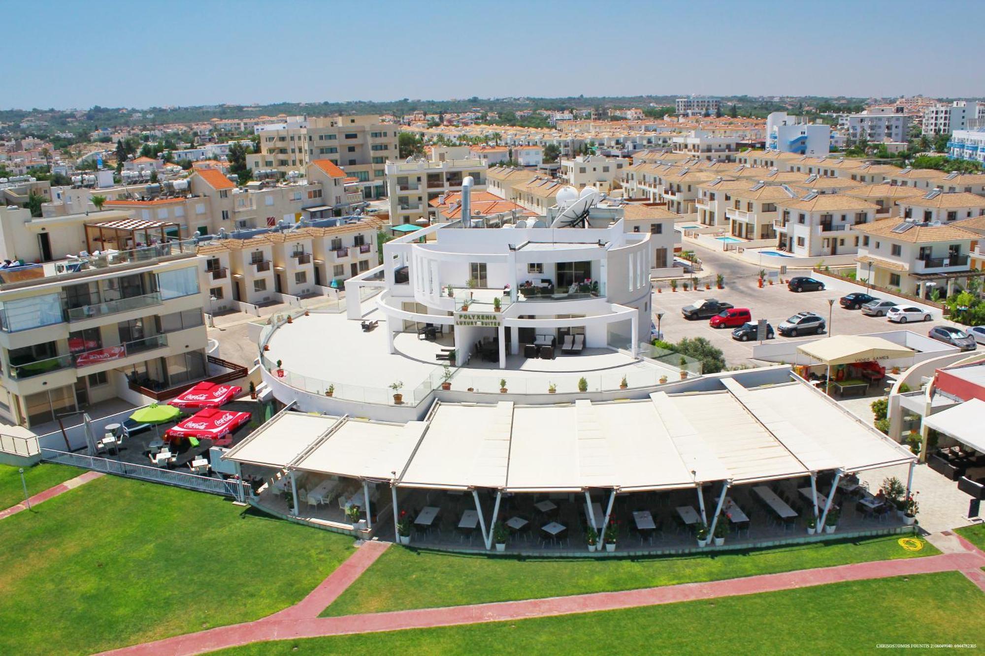 Polyxenia Isaak Luxury Villas And Apartments Протарас Екстериор снимка