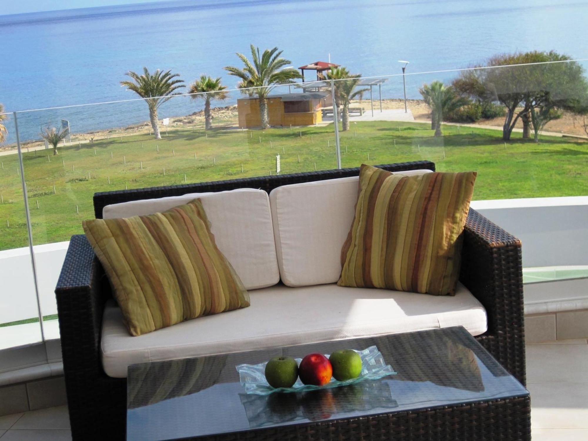 Polyxenia Isaak Luxury Villas And Apartments Протарас Стая снимка